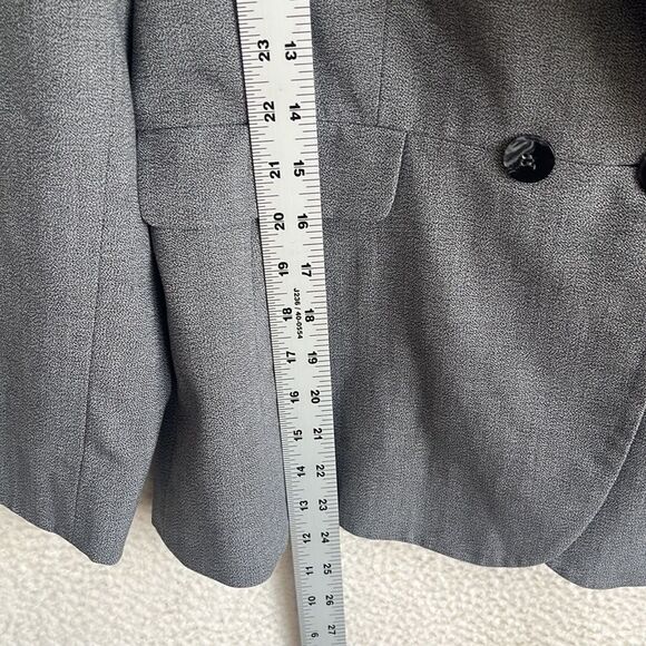 Tahari Blazer Womens Small Petite Grey‎ - Picture 2 of 6